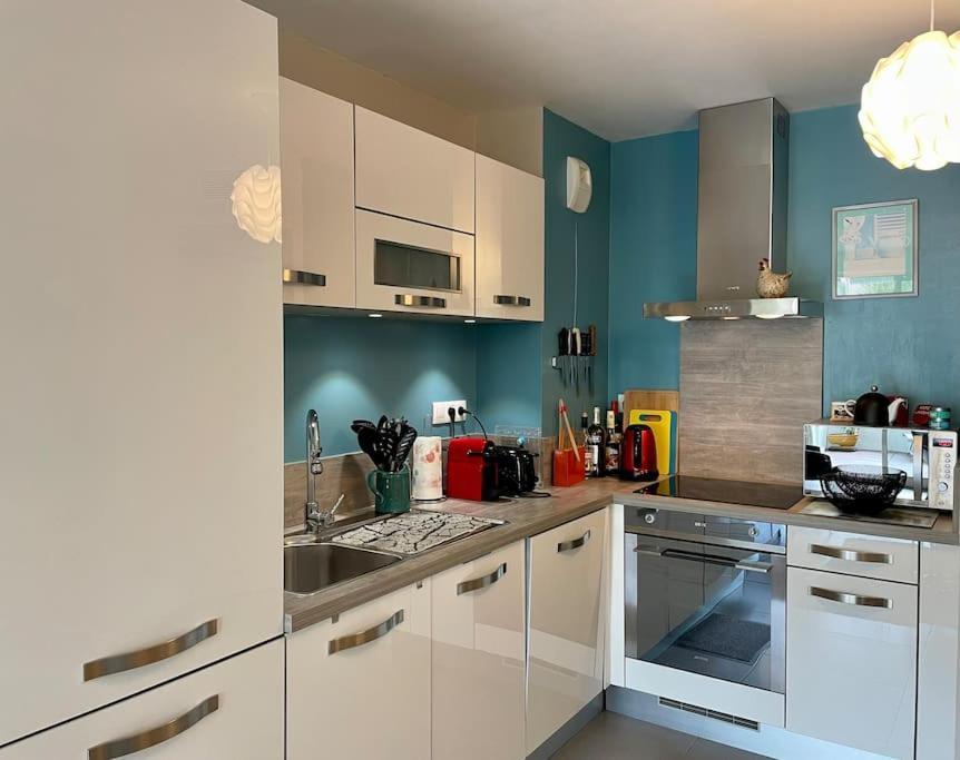 Апартаменти 21 - Tres Agreable Rdc Avec Terrasse Et Parking Бандоль Екстер'єр фото